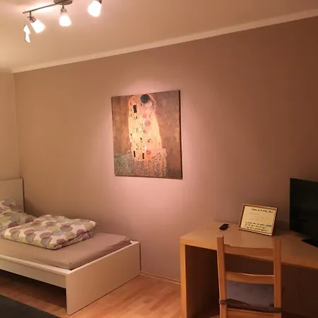 Homestay Ferienwohnung Jelena Hannover